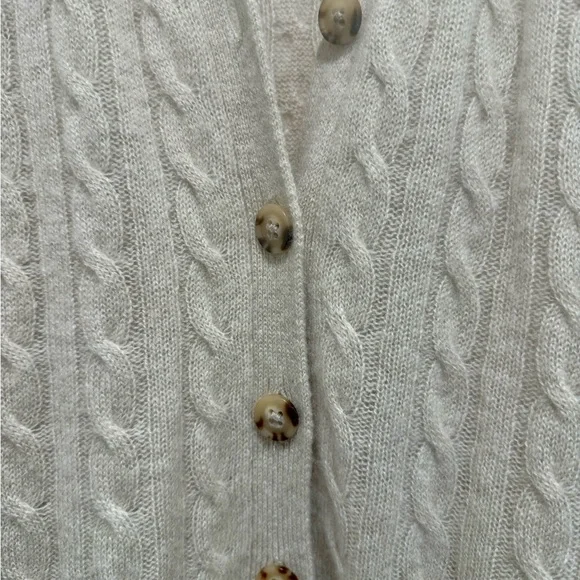 Reformation Giusta Oversized Cashmere Cardigan, beige (small) - Picture 4 of 8